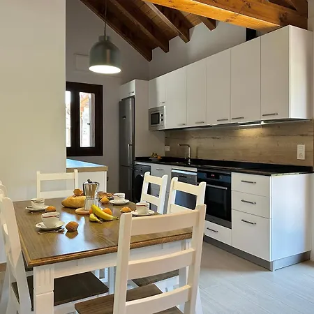 Apartamentos Rurales Ainariak Burgui Exterior photo
